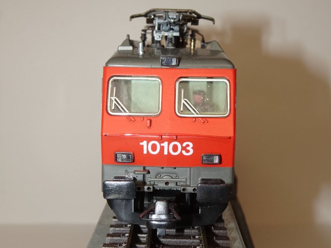 Roco Trains électriques: ROCO SBB Re 4/4 IV   H0 DC – D'occasion à Hinwil par Berling0 2