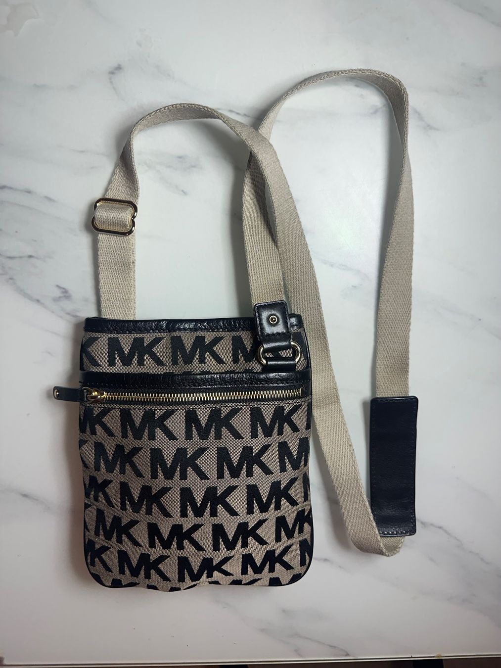 Sacs: Michael Kors Tasche – D'occasion à Zuzwil SG par Malou80