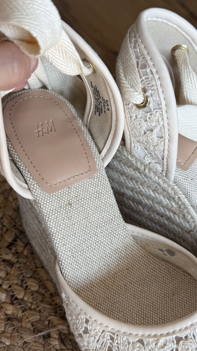 Scarpe da donna: New !!! HM sandals – Usato da Cham venduto da Ezhdoll 1