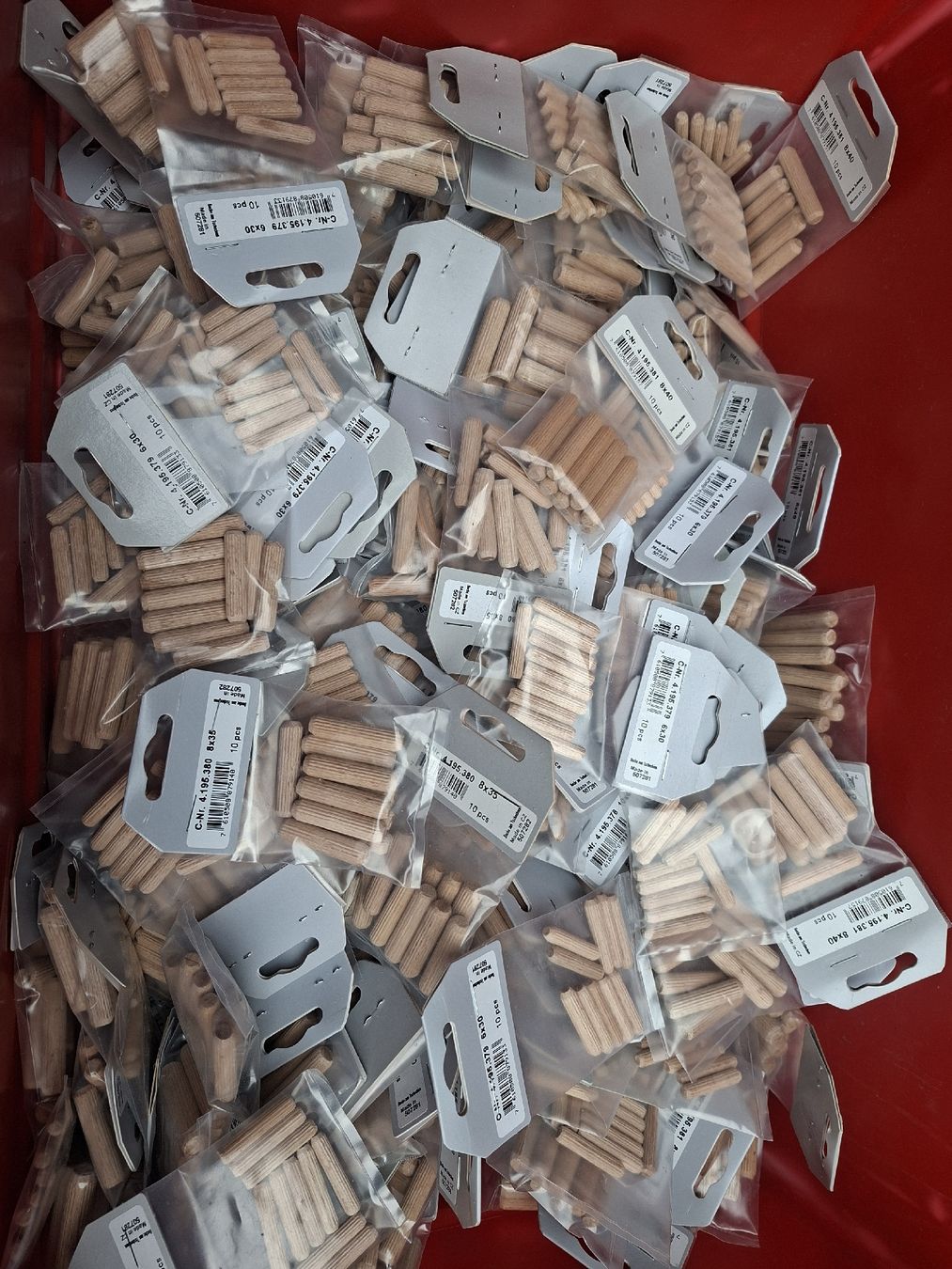 Articoli in legno: Posten Holz Dübel diverse Grössen – Nuovo (secondo la descrizione) da Giswil venduto da Svab1999
