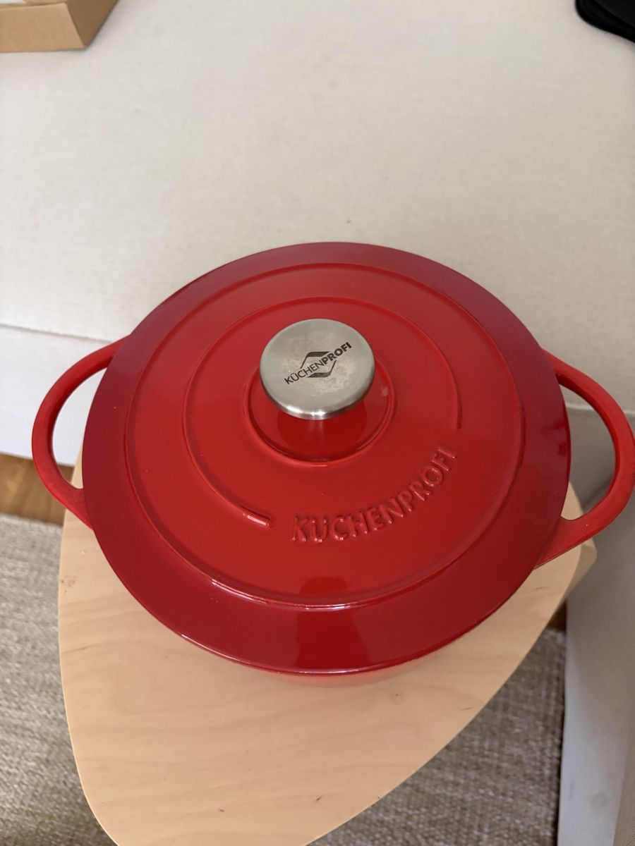 Töpfe: Kuchenprofi gusseisentopf rot  – Gebraucht aus Zürich von bea_swh6