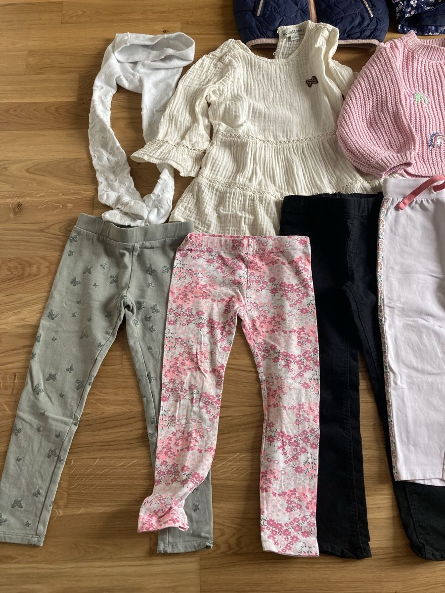 Lotti & Set di vestiti: Mädchen Kleidungspaket Gr 98/104 – Usato da Staad SG venduto da gab_7dr9 1