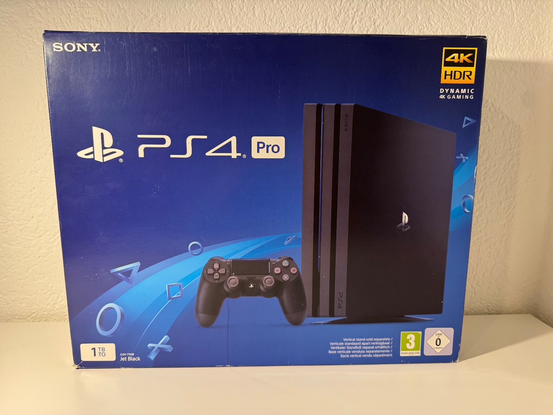 Sony Console: Playstation 4 Pro mit OVP – Usato da Bettlach venduto da awi_7jcb