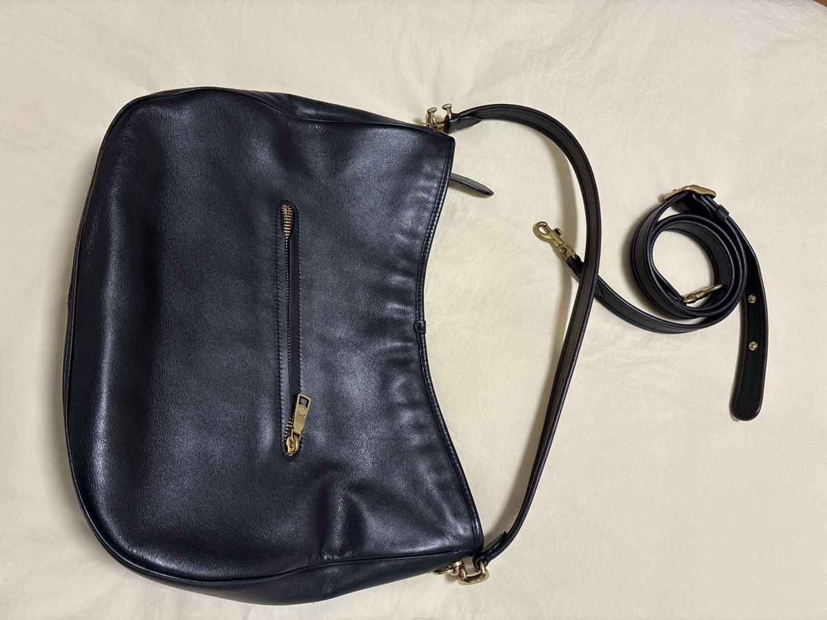 Coach Borse da donna: COACH Leather Shoulder Bag in Black with Adjustable Strap – Nuovo (secondo la descrizione) da Basel venduto da dal_r7dw 1