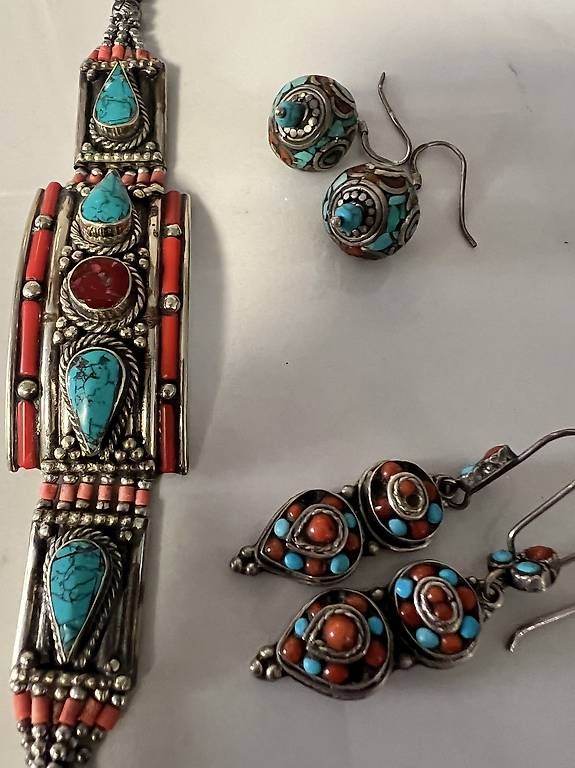 Bracelets: Bracciale e 2  x orecchini   – D'occasion à Balerna par gat_b8p2