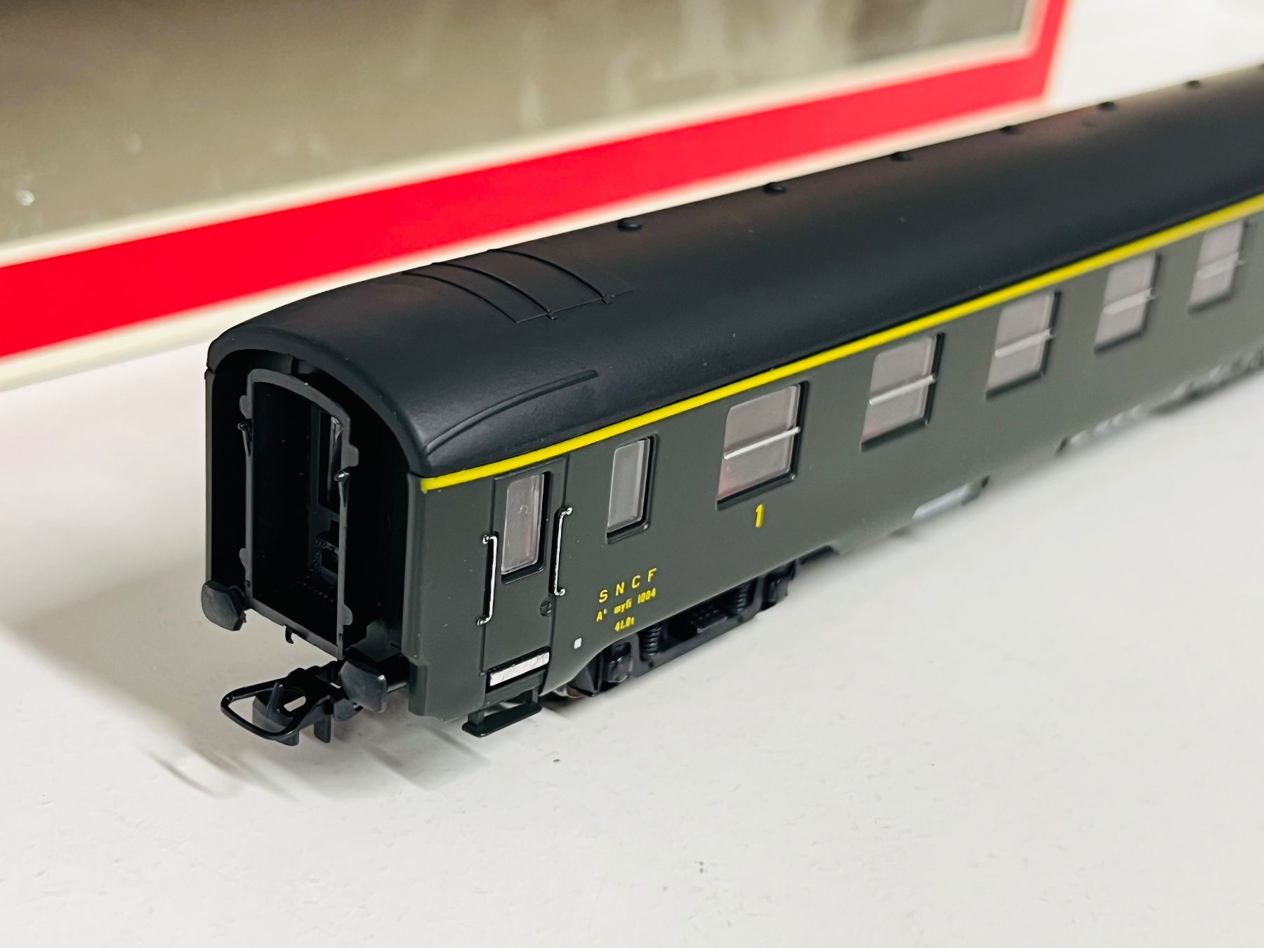 Lima Modellini di ferrovie: Lima  30 9148 SNCF 1.Kl. H0 DC – Usato da Geroldswil venduto da TopTrain54 2