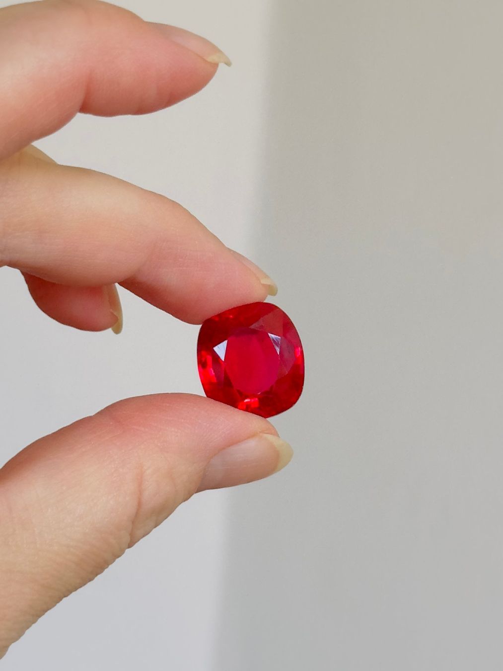 Pietre preziose: Certified 26.50 Ct – Nuovo e nell'imballaggio originale da Genève venduto da AWWA 8