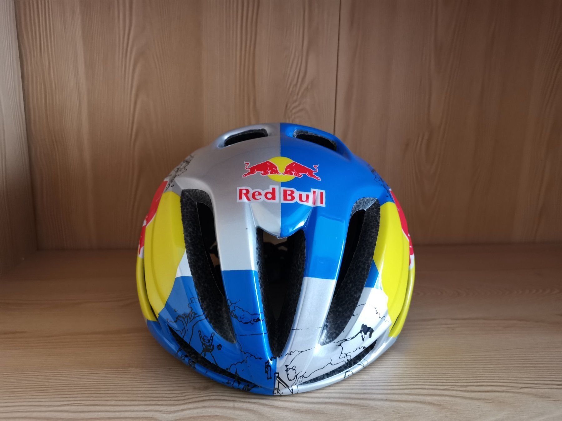 Red Bull Caschi: Velohelm Red Bull Design Grösse M – Nuovo (secondo la descrizione) da Engelberg venduto da Delraich 1