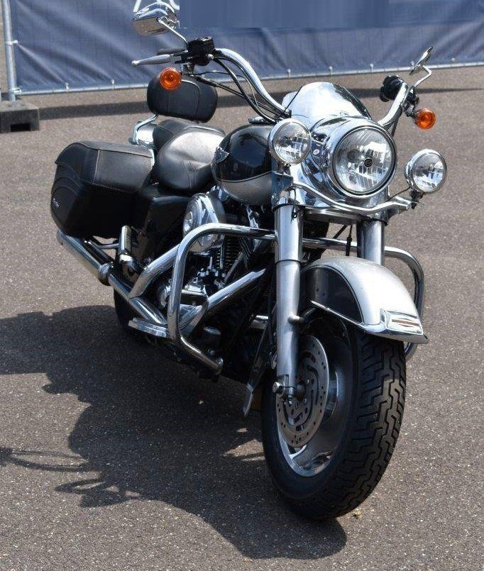 Harley-Davidson Chopper: Harley-Davidson Road King Custom FLHRSI – Usato da Port venduto da Dvajseidve 2