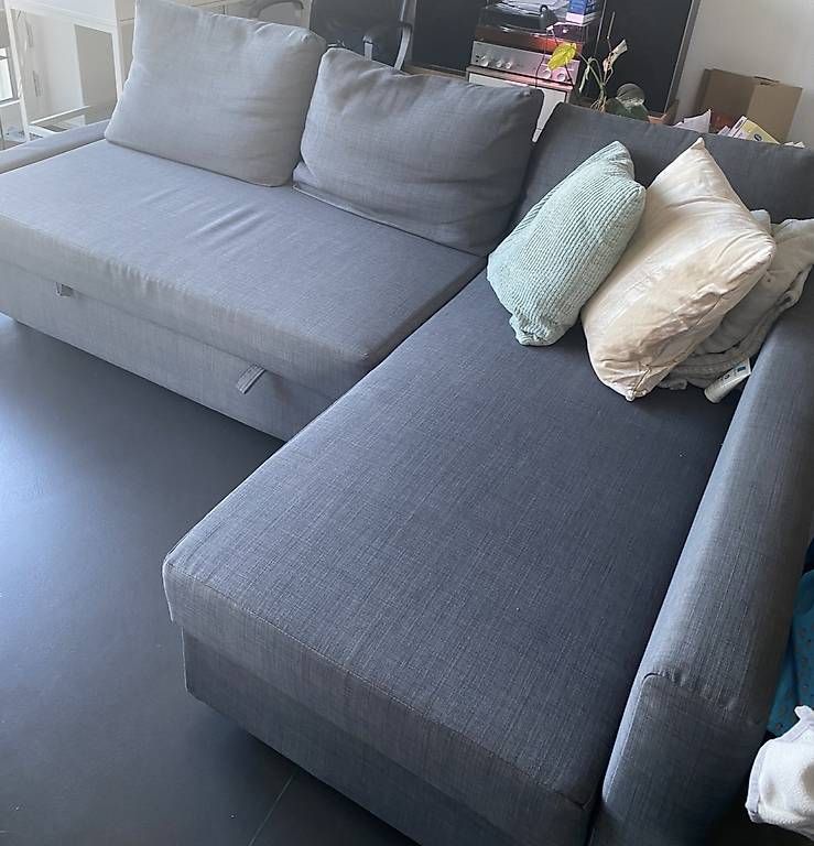 Divani: Ecksofa grau – Usato da Rupperswil venduto da yara97 2