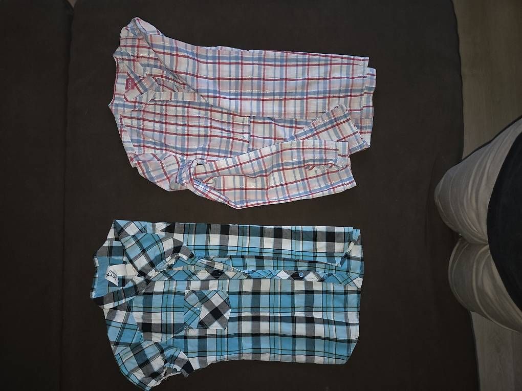 Hemden, T-Shirts & Polos: Hemd kurz und langarm Gr.146 – Gebraucht aus Brügg BE von Delfin79