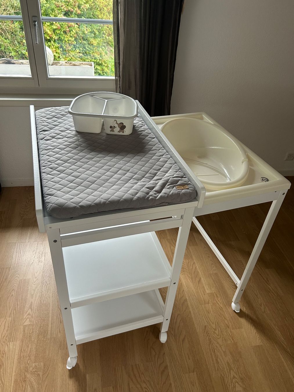 Fasciatoi & Accessori: Roba Wickeltisch mit integrierter Wanne – Usato da Egolzwil venduto da yildiz77