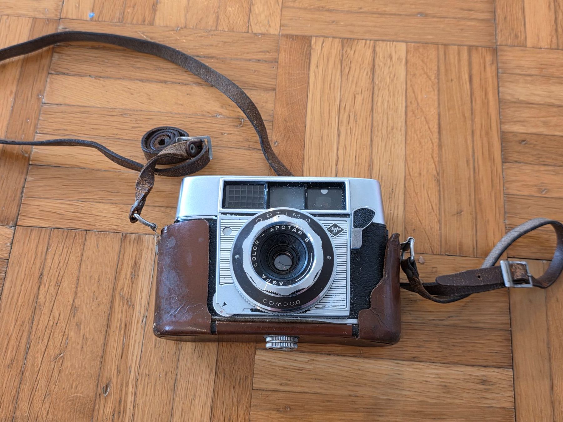 Agfa Fotocamera: Agfa Optima Compur Kamera – Difettoso da Dorf venduto da Echo_Elements