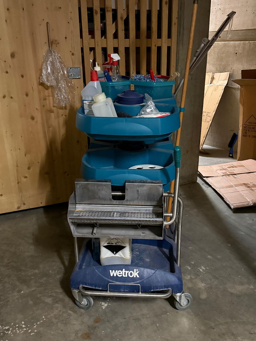Altro per la casa: Wetrok professioneller Putzwagen – Nuovo (secondo la descrizione) da Zürich venduto da El_samu 4