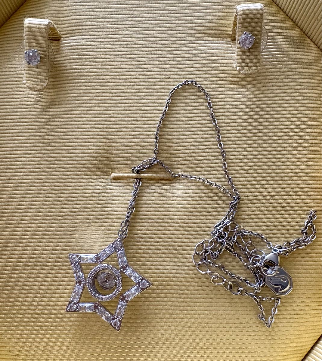 Swarovski Ketten: SWAROVSKI STELLA Set, Halskette mit Ohrstecker – Gebraucht aus Zürich von nadin.nadin2 2