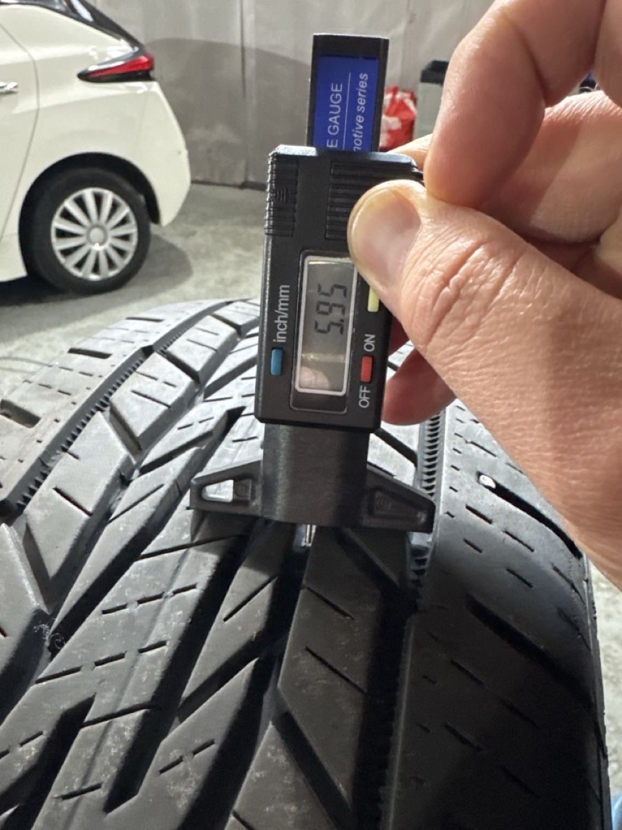 Pneumatici & Ruote complete: 215/60/17 96 H m+s Continental winter – Usato da Dietikon venduto da Arin25 5