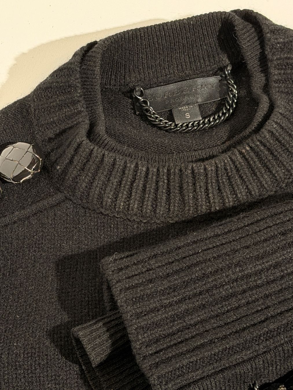 Burberry Pulls & Sweat-shirts: Unique Burberry Pullover schwarz Grösse S – D'occasion à Erlenbach ZH par Pocahoney 1