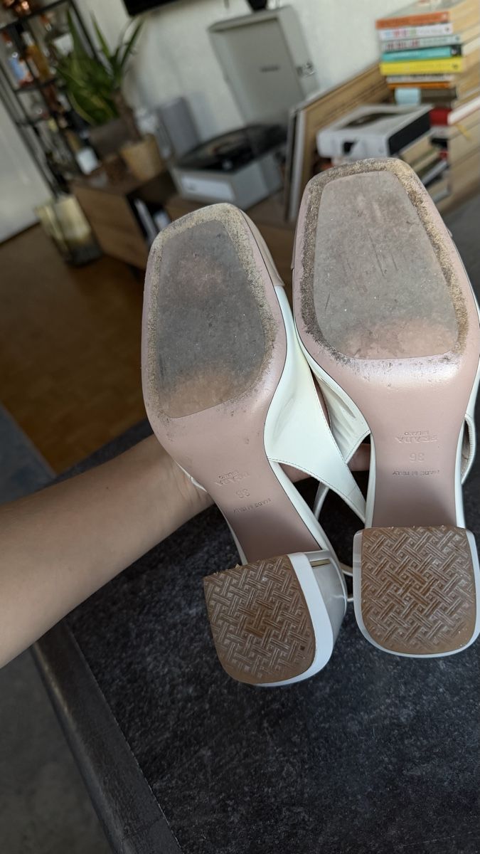 Prada Scarpe da donna: Prada heels – Nuovo (secondo la descrizione) da Sattel venduto da vik_p826 5