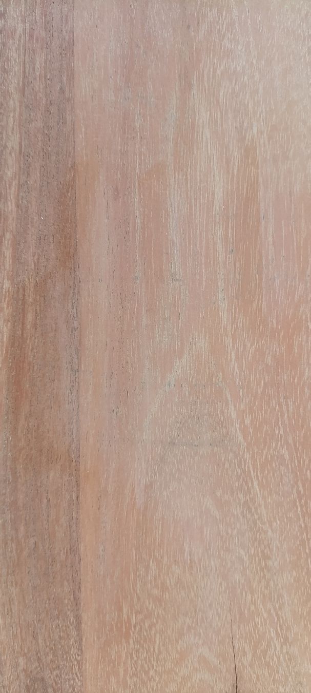 Tavoli: Opiumtisch Massivholz – Usato da Olten venduto da DixitNemesis 1