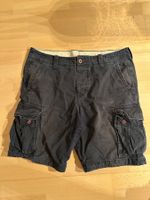 Short cargo Hollister bleu marine taille 36 bon état