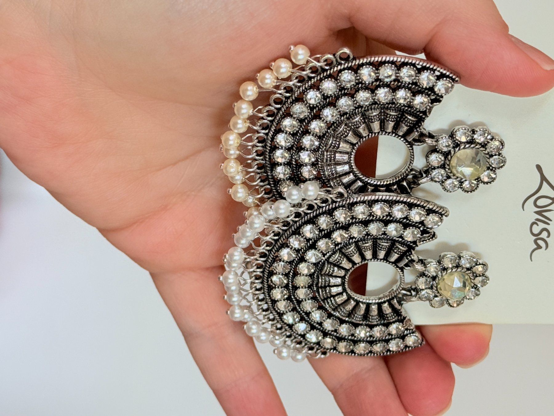 Boucles d'oreille: Boucles d'oreilles Lovisa avec perles neuves – Défectueux à Genève par AGBERG 2