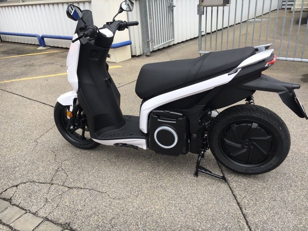 Scooter: E - Roller mit Power  - 4 Jahre Garantie – Nuovo (secondo la descrizione) da Doppleschwand venduto da Esnu 3