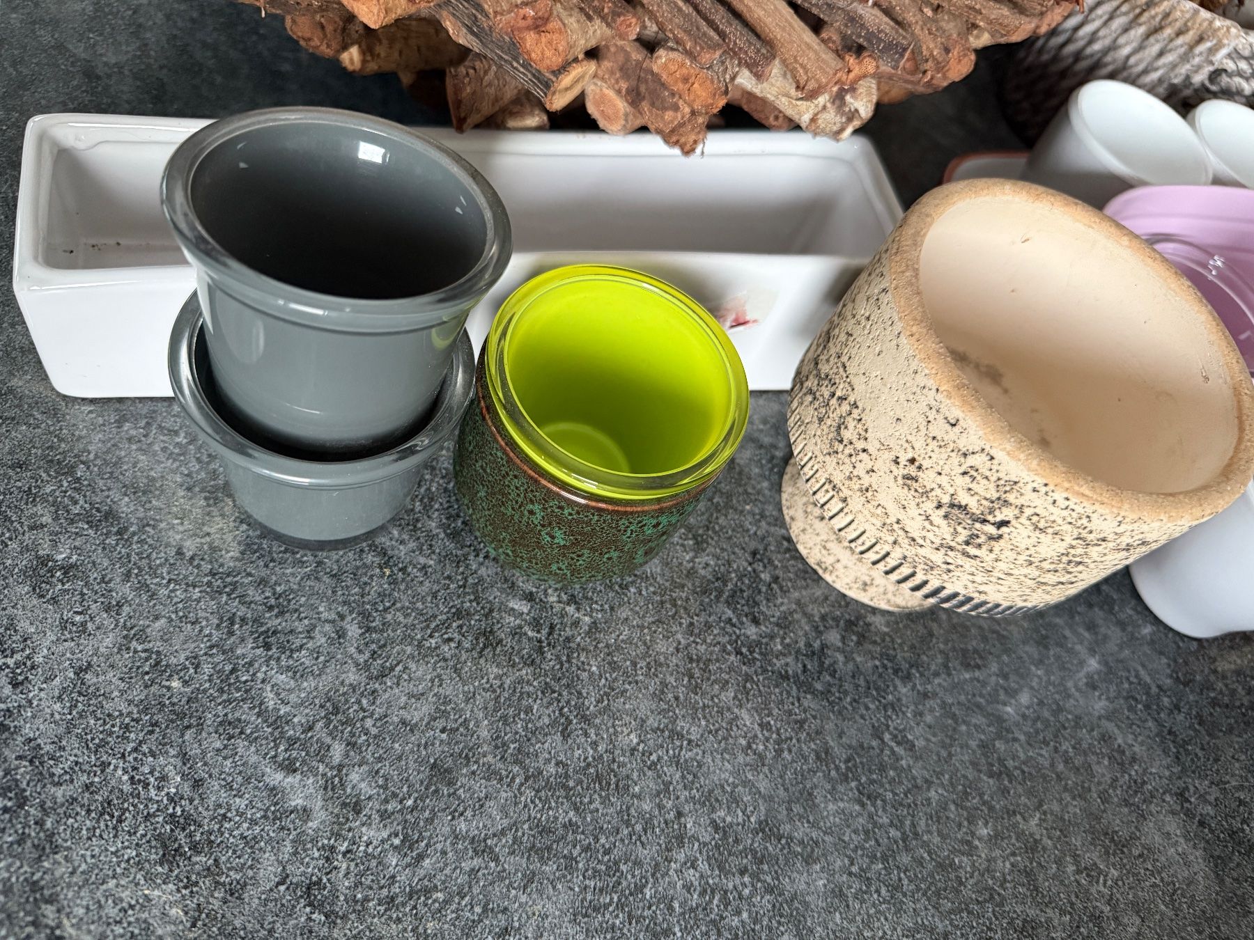 Vasi per fiori: Lot de cache pots diverse tailles+ material-approx.30 pièces – Usato da Veyrier venduto da Szurkemaci 9
