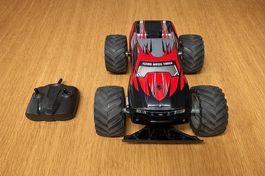 Carrera RC Hell Rider 2,4 GHz  ferngesteuertes Auto