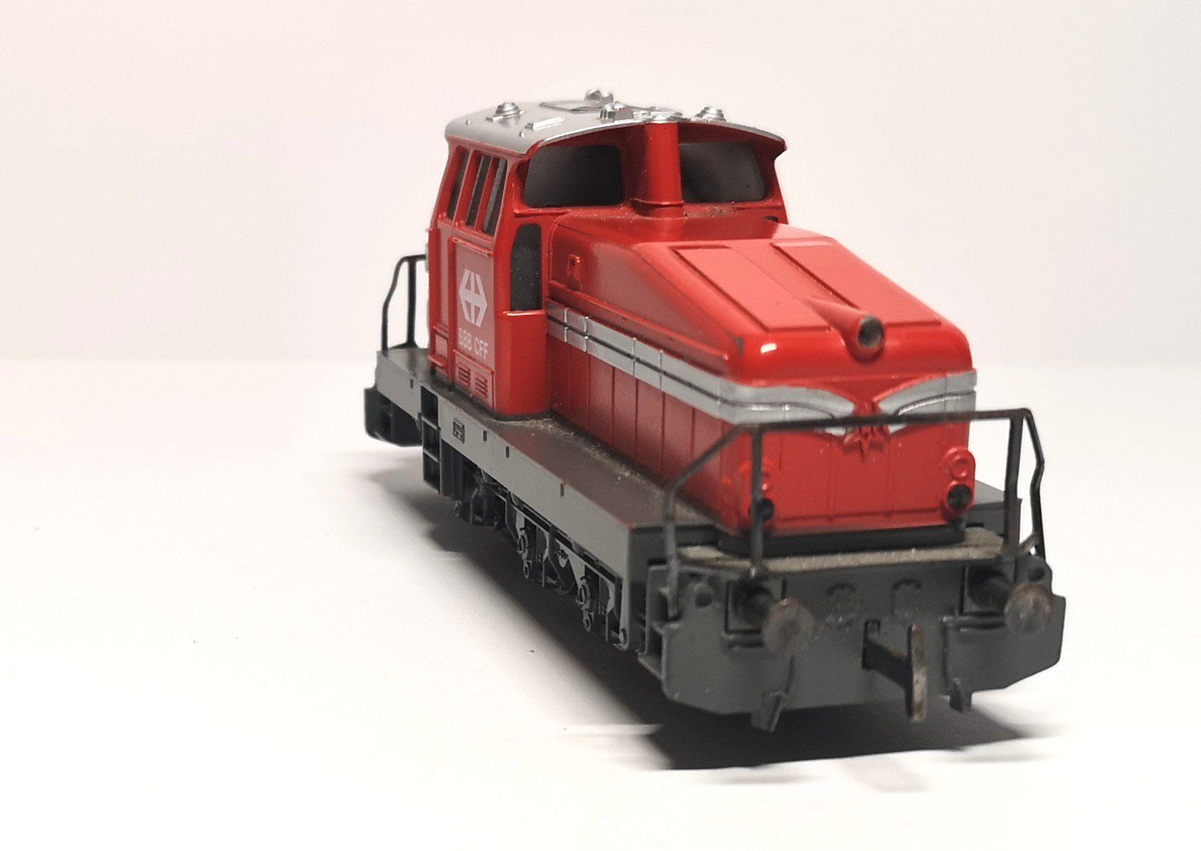 Märklin Modellini di ferrovie: MÄRKLIN DIESELLOK UND EISENBAHNWAGEN – Usato da Interlaken venduto da Wermon 1