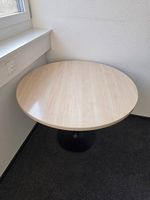 Runder Tisch, durchmesser 1meter, höhe 75 cm