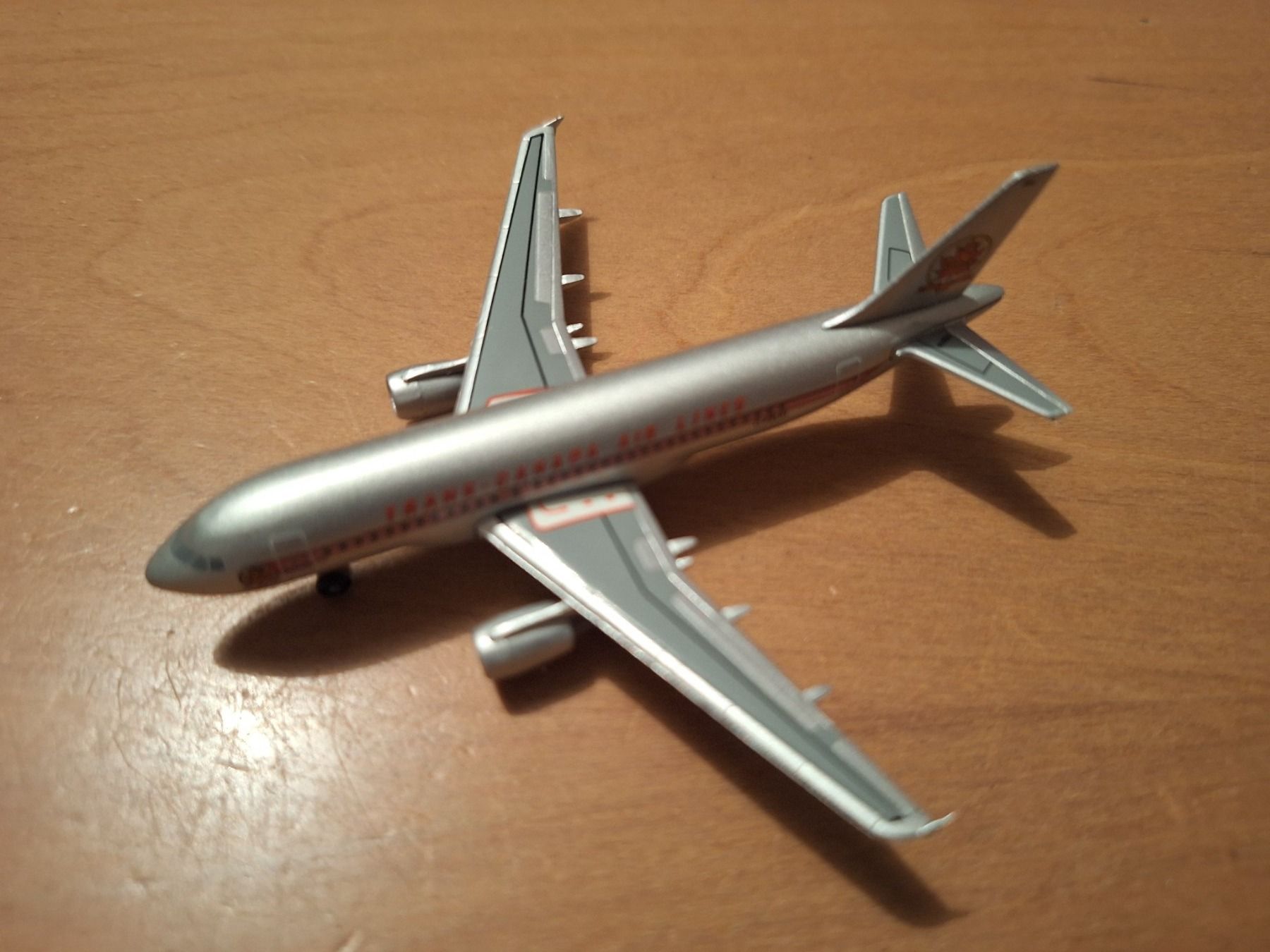 Airbus Kit di modellismo & Modellini statici: Air Canada A319-114 1:400 – Usato da Sargans venduto da nicsam1815 1