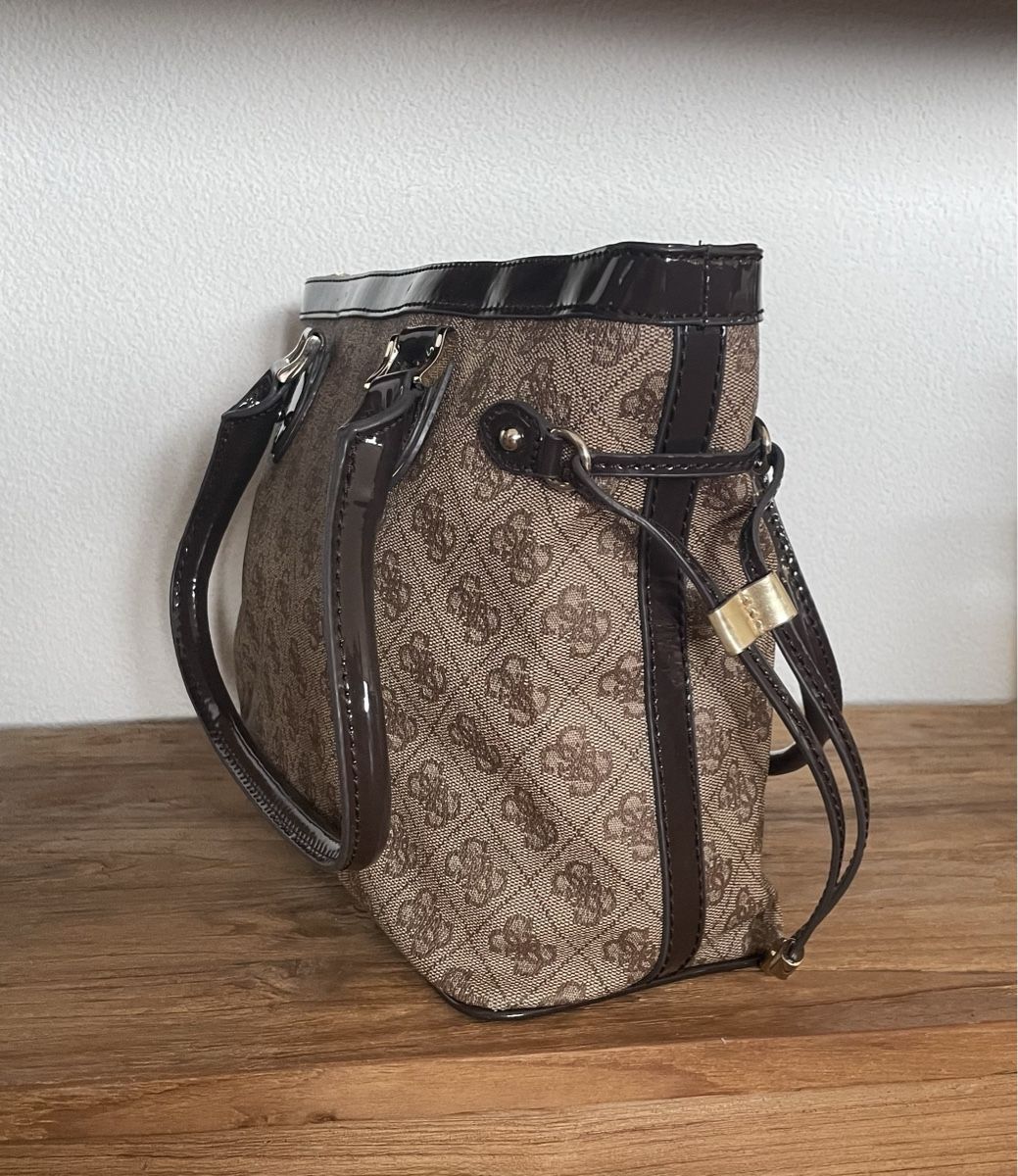 Guess Taschen für Damen: GUESS Handtasche Braun mit Logodruck – Gebraucht aus Eschenbach SG von Patri84 1
