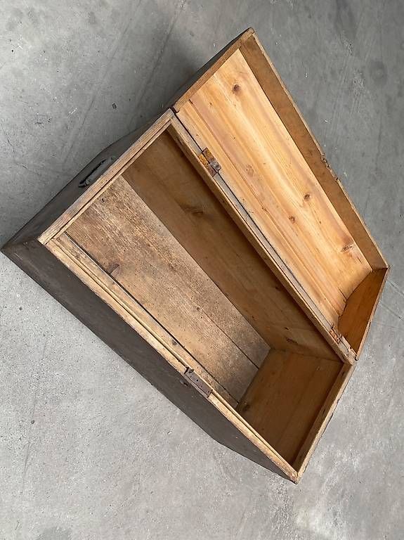 Cassapanche: Ancien Coffre/Malle en bois – Usato da Chamoson venduto da a_laroyale 2