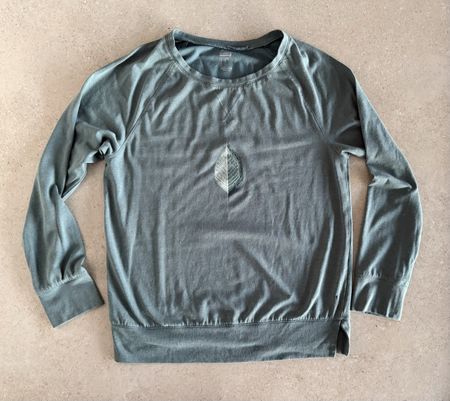 Pull femme taille M - Idéal mi-saison!