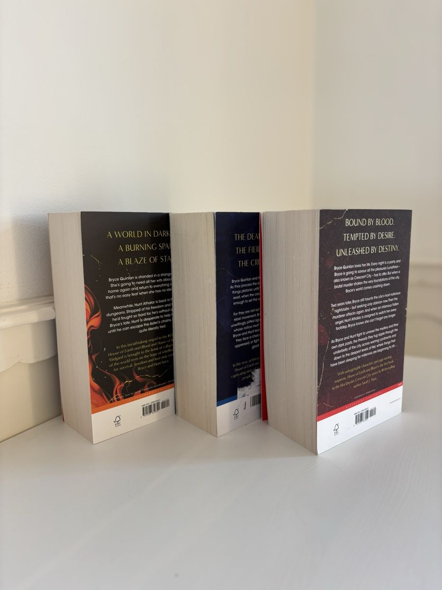 Livres: Buchreihe Cresent City – Neuf (Voir description) à Solothurn par lex_123 3