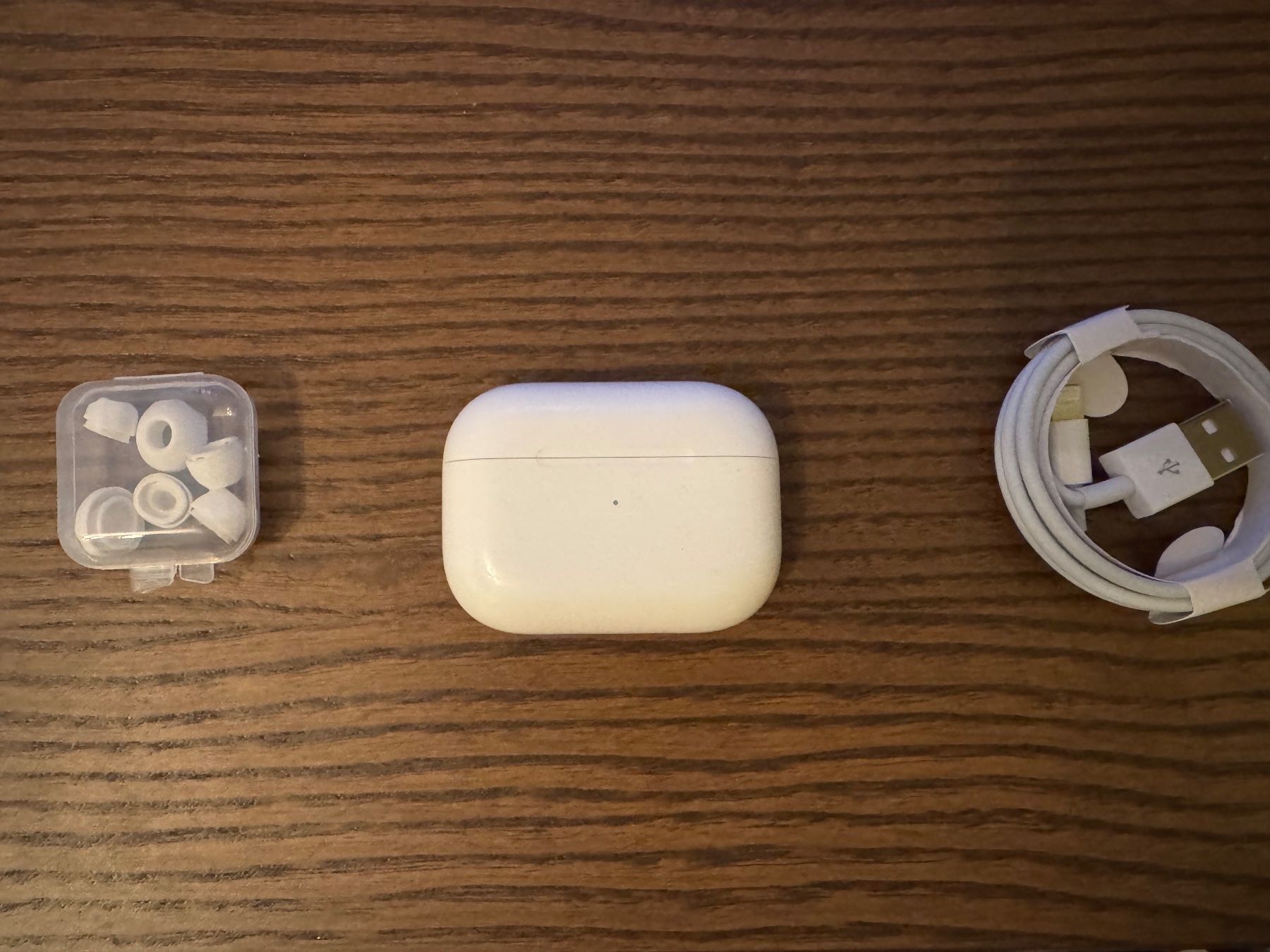 Apple Cuffie: Apple AirPods Pro / Links rauscht – Difettoso da Emmenbrücke venduto da WorldofTech