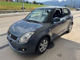 Suzuki Swift Benzin Allrad manuell ab MFK 08.2026