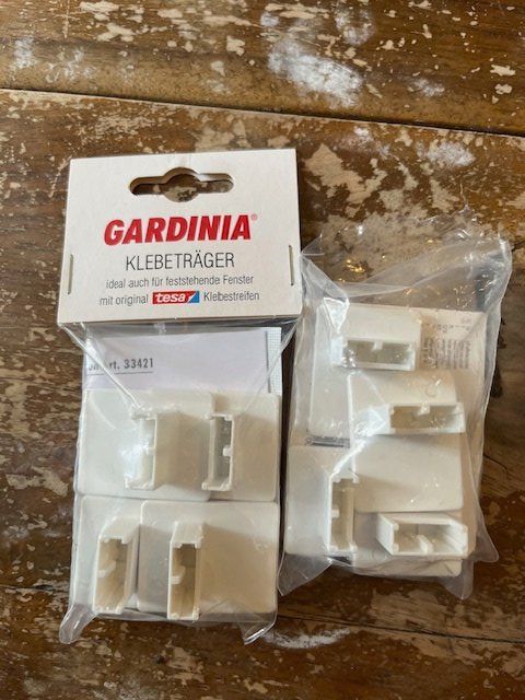 Tesa Ferramenta: clip de fixation à coller pour store gardinia – Nuovo e nell'imballaggio originale da Genève venduto da marygeneva