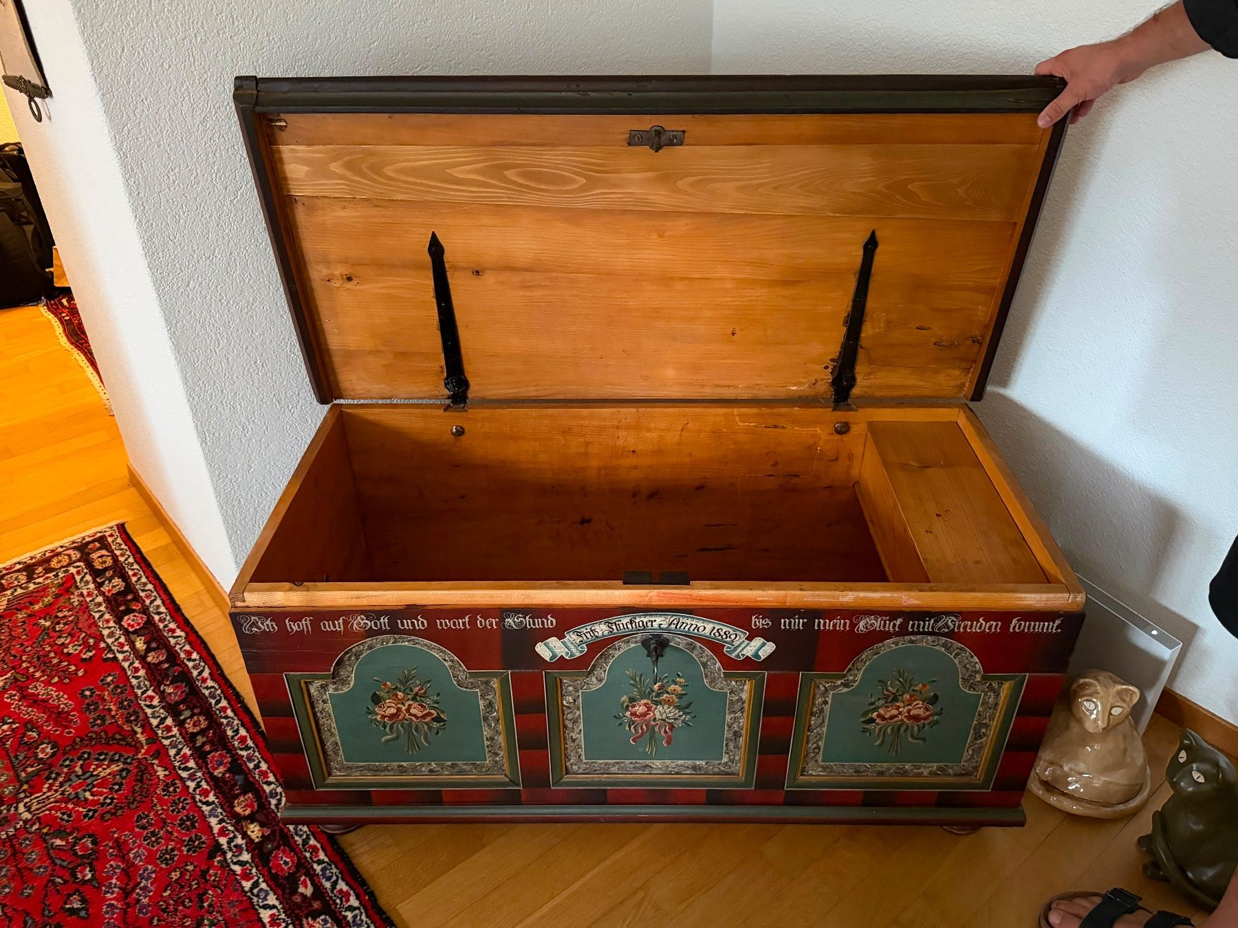 Kommoden: Holzkommode – Gebraucht aus Unterseen von Froschmu 1