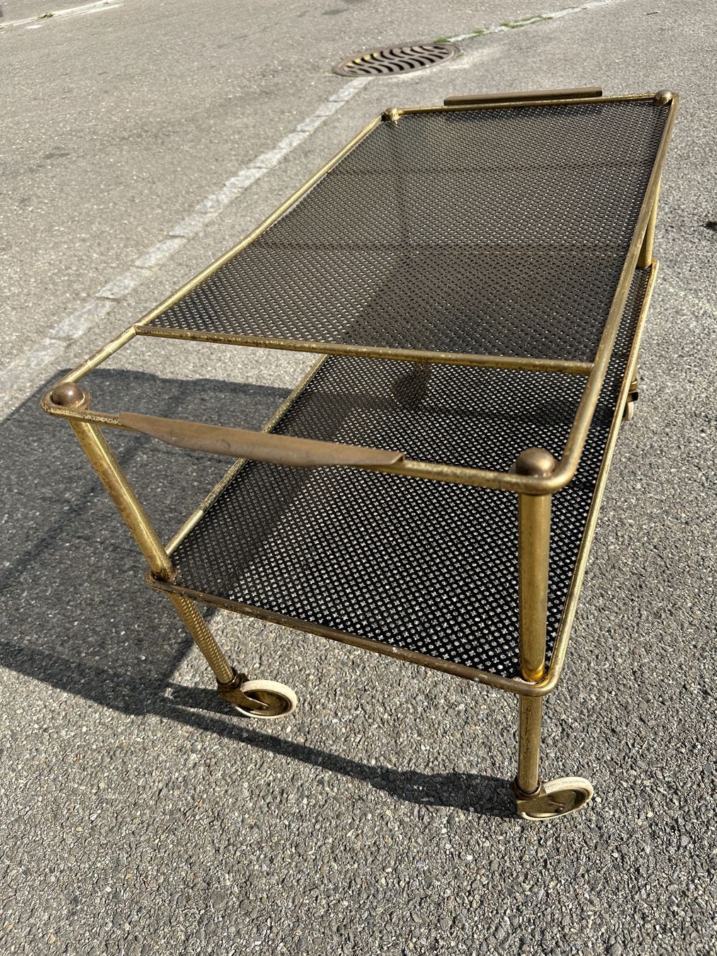 Carrelli di servizio: Vintage Servierwagen Barwagen Messing Lochblech – Usato da Zürich venduto da atlantis77 1