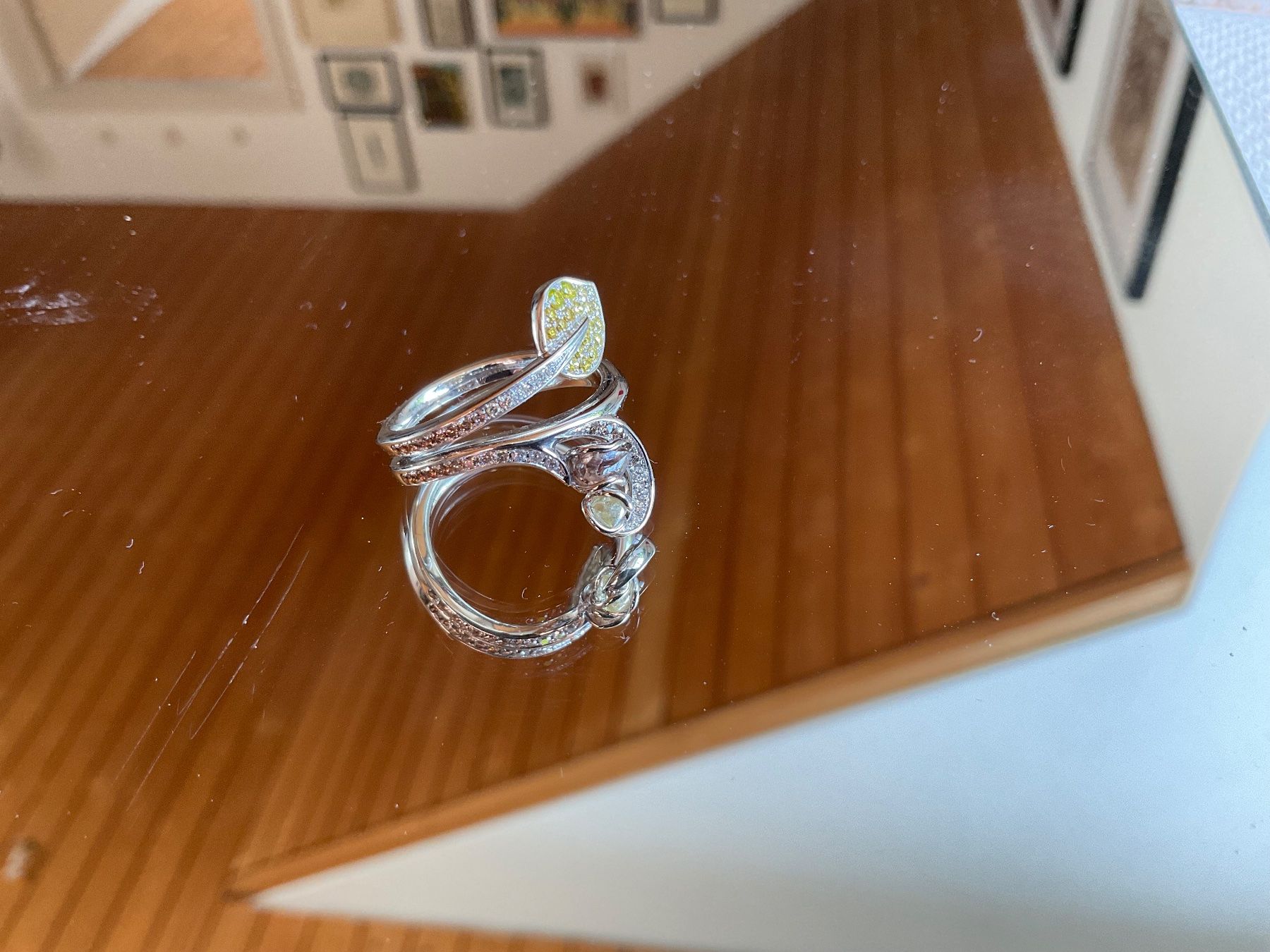 Anelli: Bellissimo anello con diamanti – Nuovo e nell'imballaggio originale da Bern venduto da zero02 2