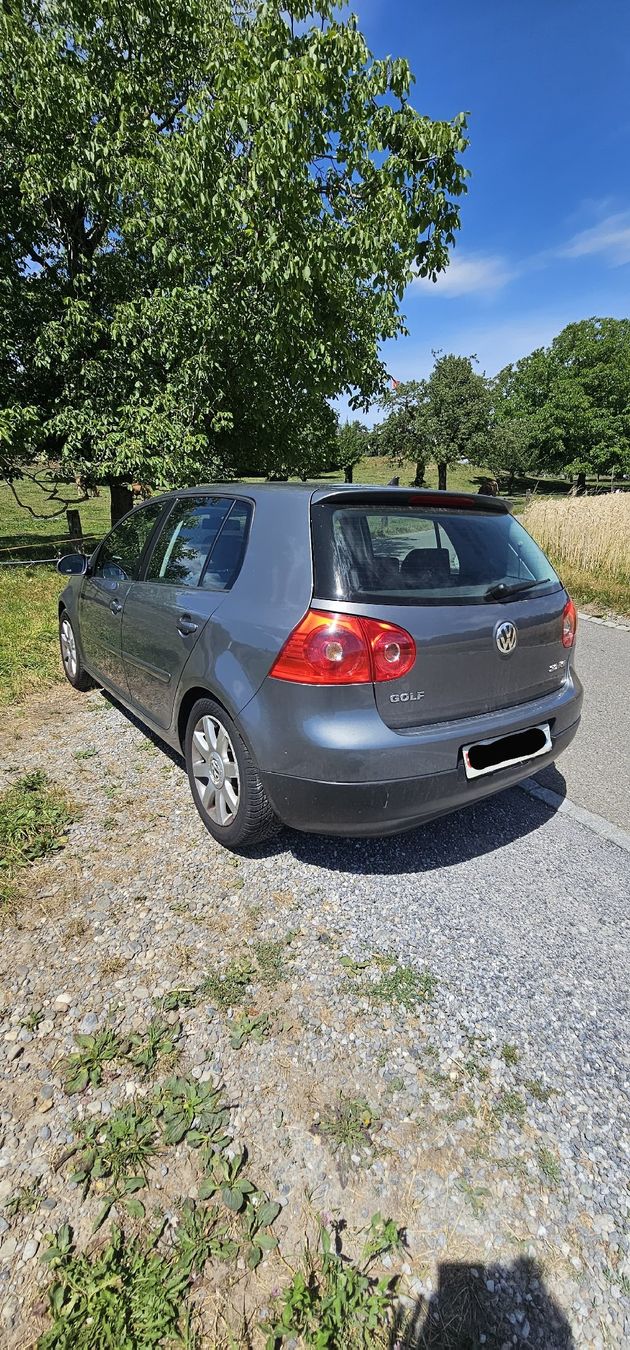 VW Automobili: VW Golf 5 | Benziner – Usato da Zürich venduto da IWORI4 2