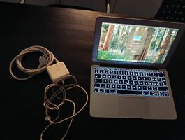 Apple MacBook Air Mid 2013 MacOS Sequoia 15.7.1