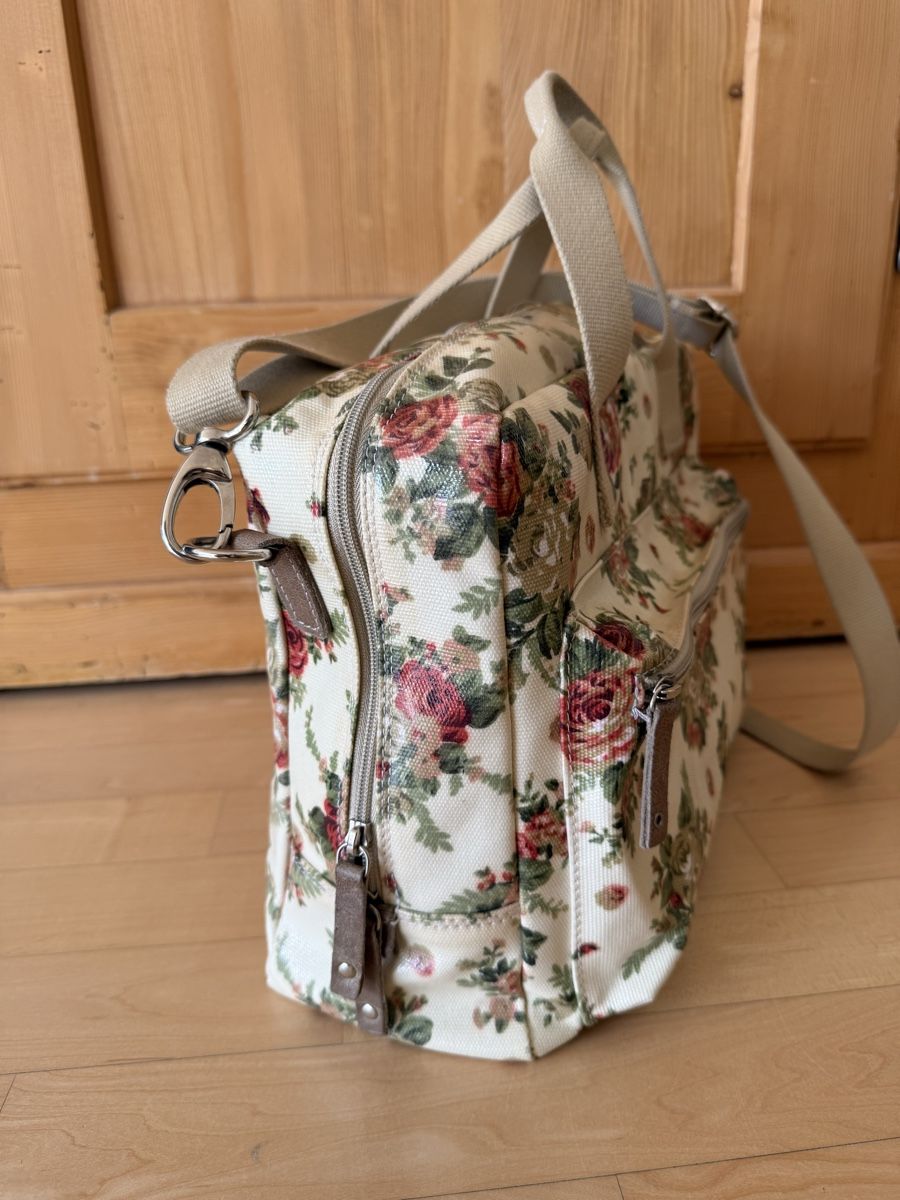 Navyboot Borse da donna: Tasche Sophie by Emel Businesstasche – Usato da Uster venduto da Schangnau87 1