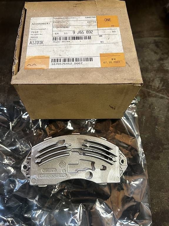 Toutes les pièces auto: Gebläseregler BMW E87, E90, E70, E89 – D'occasion à Schönengrund par Oldbutgold93 2
