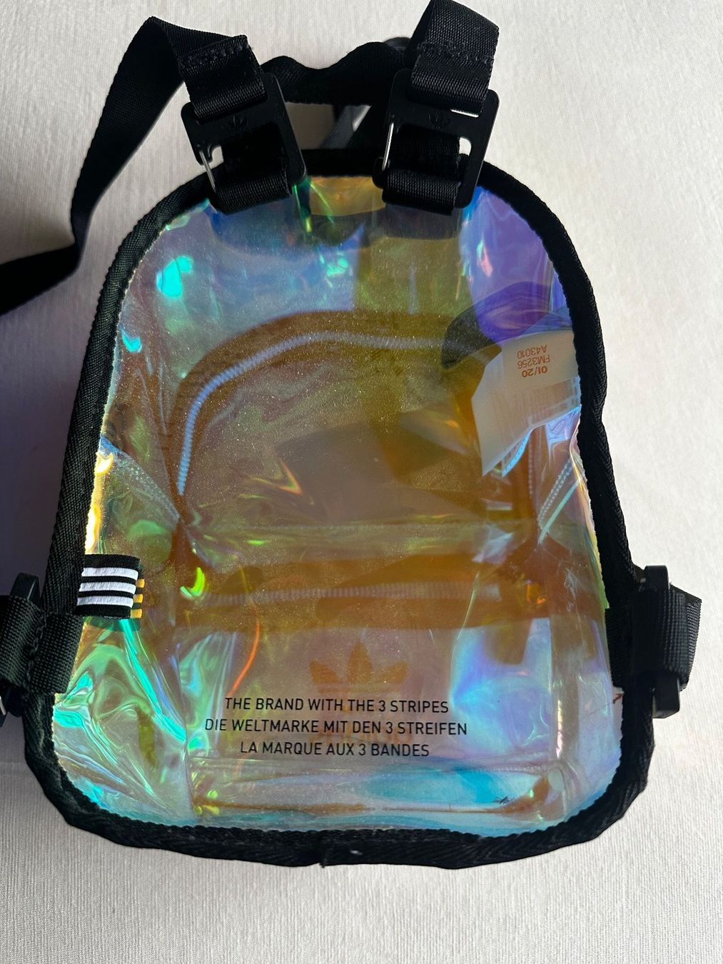 Adidas Zaini: Adidas Mini Rucksack/Daypack Transparent-Holographisch – Usato da Oberegg venduto da m.akua 3