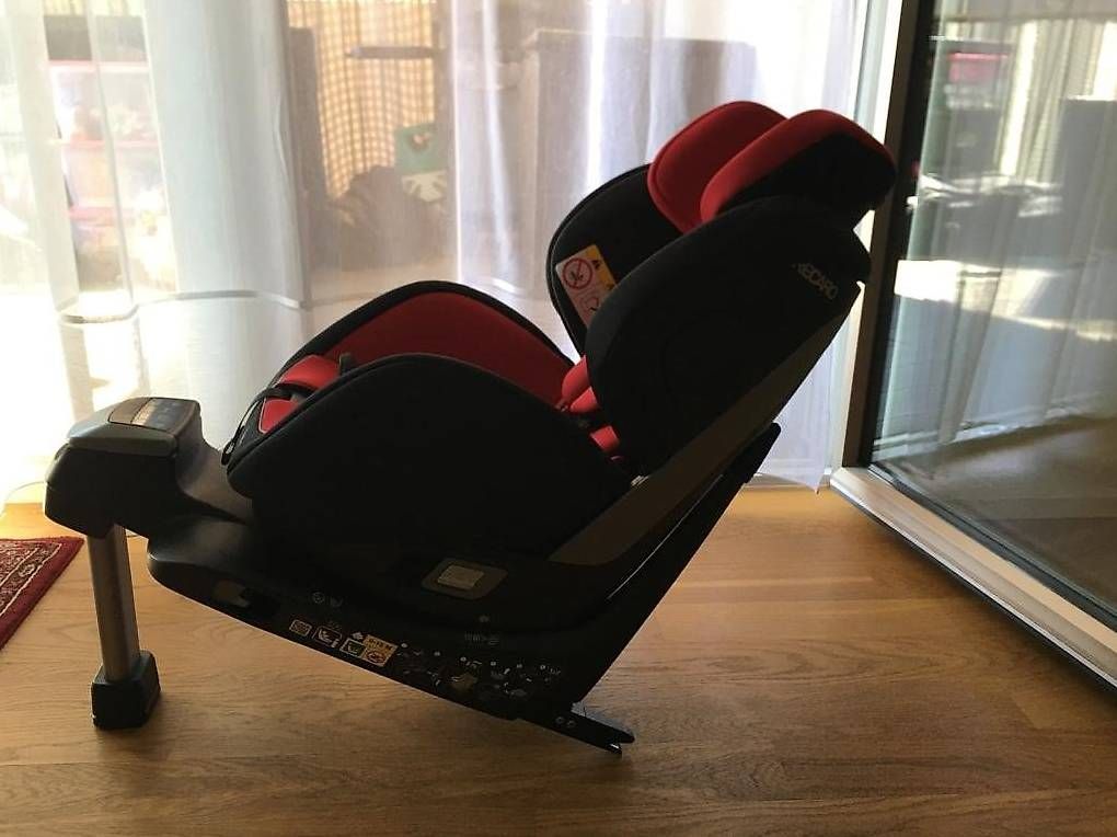 Recaro Auto-Kindersitze: Recaro Zero.1 Kindersitz  Rot – Gebraucht aus Bülach von Wallis016 2