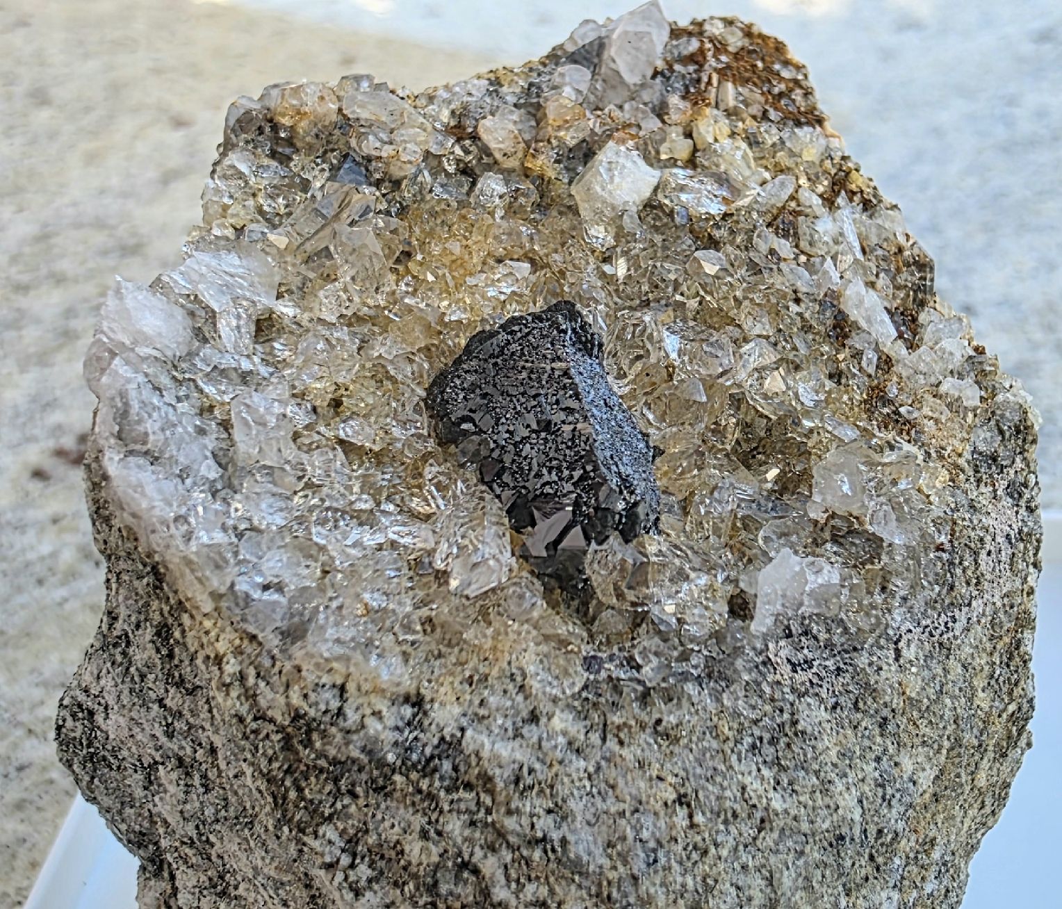 Mineralien & Heilsteine: Rutil Pseudomorphose nach Ilmenit. Mit Magnetit Binntal. – Gebraucht aus Glis von nbu_65ys 9