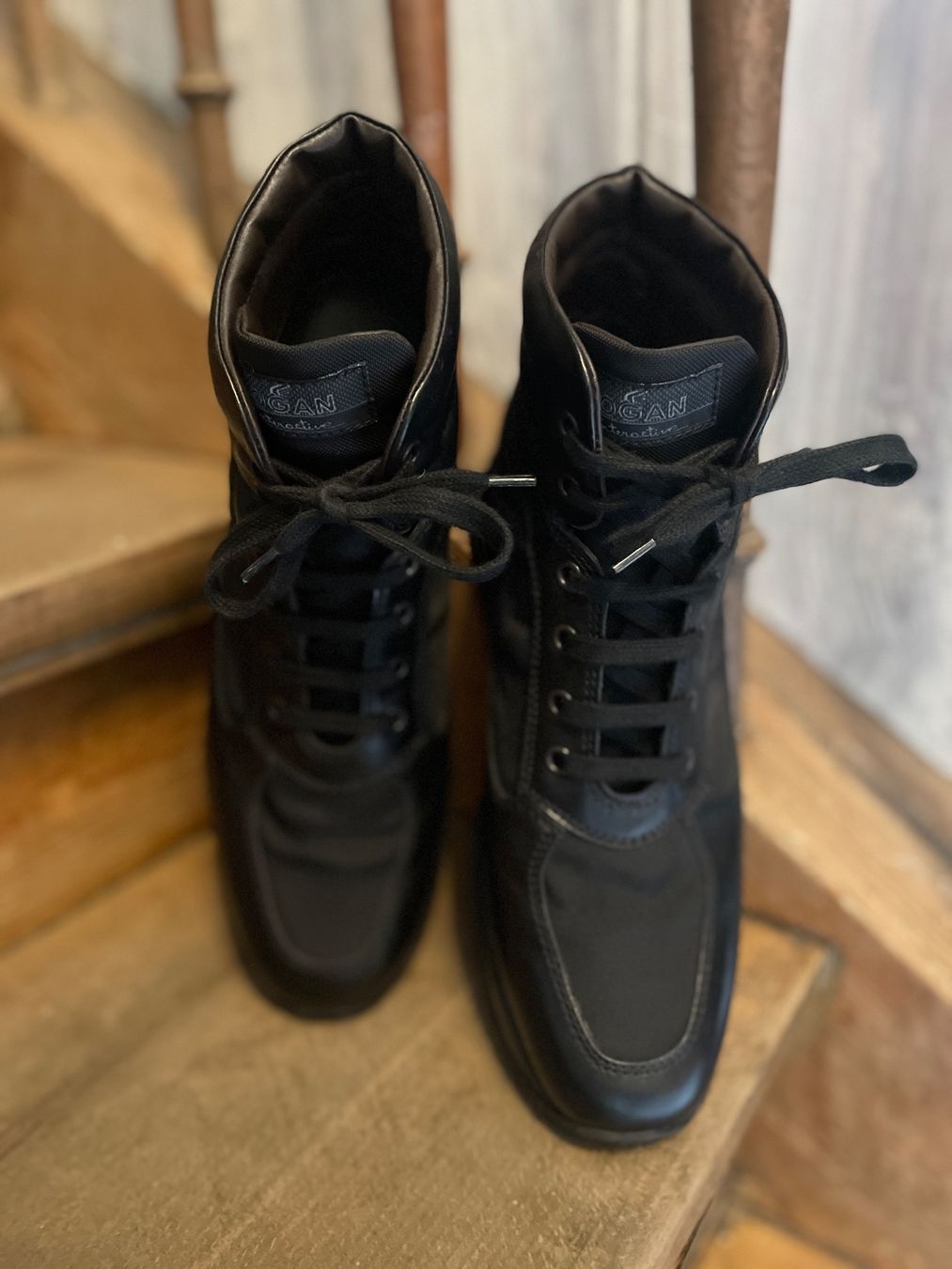 Hogan Scarpe da donna: HOGAN Winterschuhe, schwarz, Gr. 39 1/2 – Usato da Baar venduto da koala9 5
