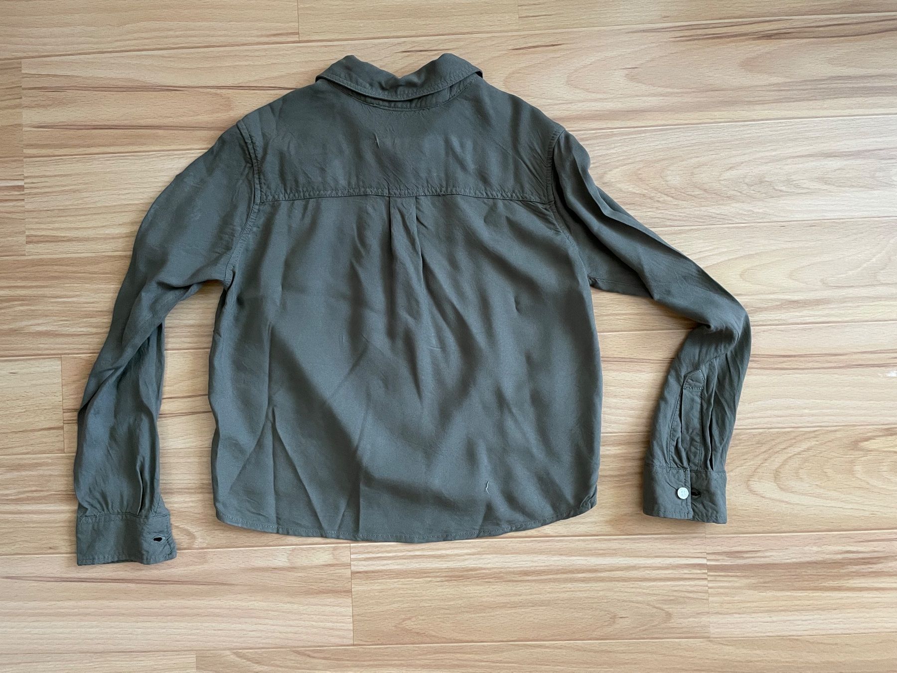 H&M Blusen, T-Shirts & Tops: Mädchen Bluse – Gebraucht aus Seewen von dvh05 1